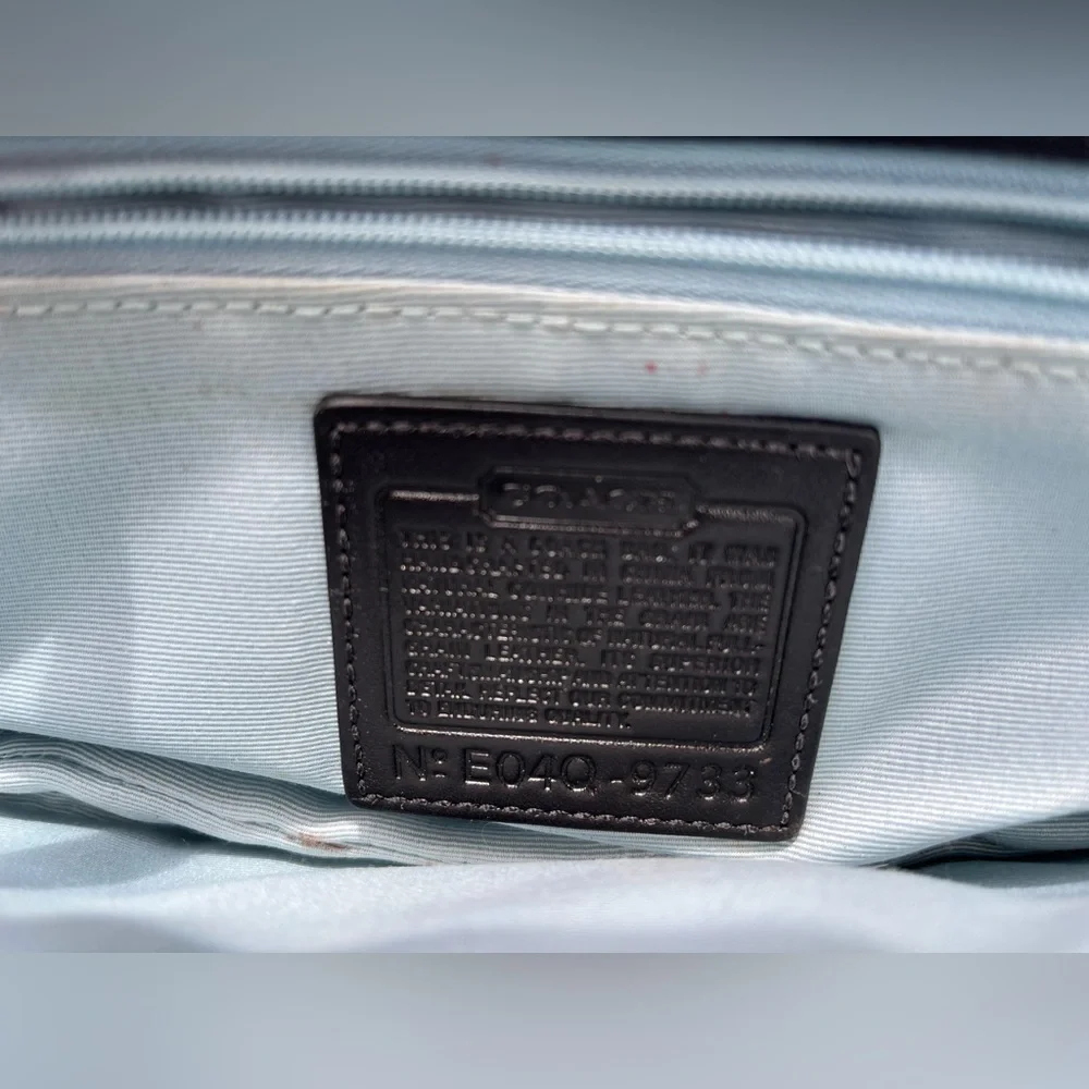 2000s Coach - Picture 3 of 9